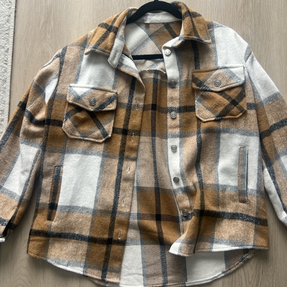 Multi Color Shacket - Picture 2 of 3